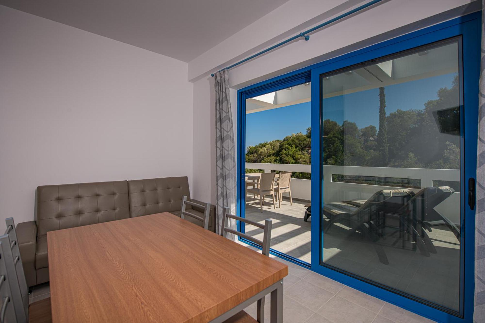Mikro Nisi Studios & Apartments Agios Nikolaos  Exteriér fotografie