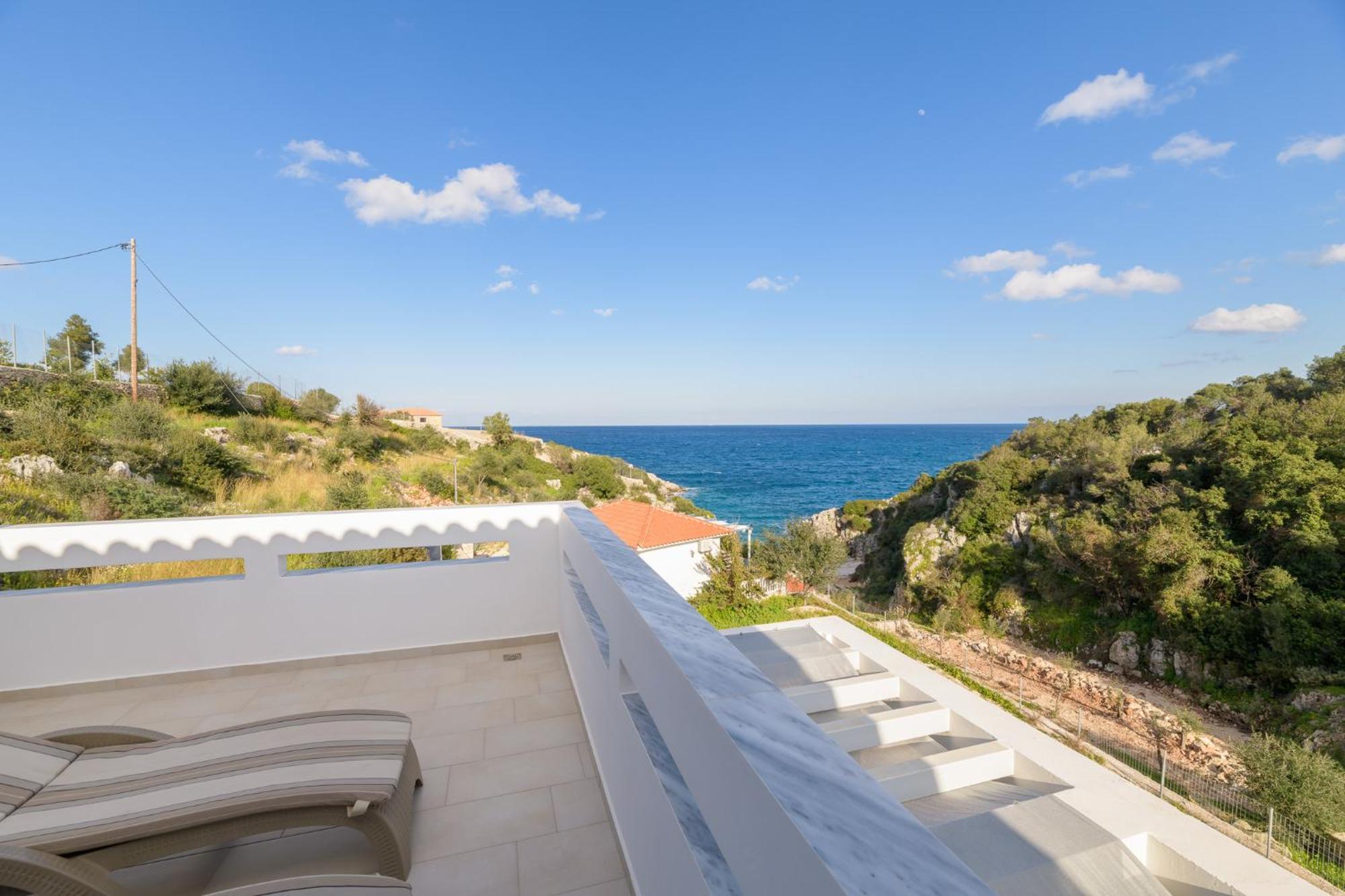 Mikro Nisi Studios & Apartments Agios Nikolaos  Exteriér fotografie