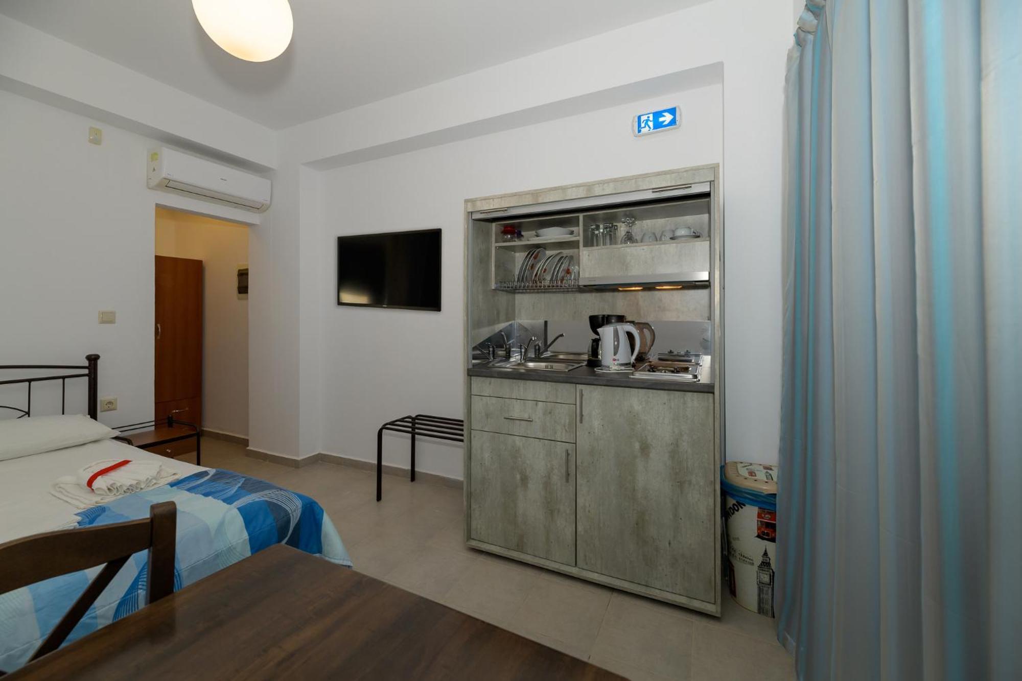 Mikro Nisi Studios & Apartments Agios Nikolaos  Exteriér fotografie